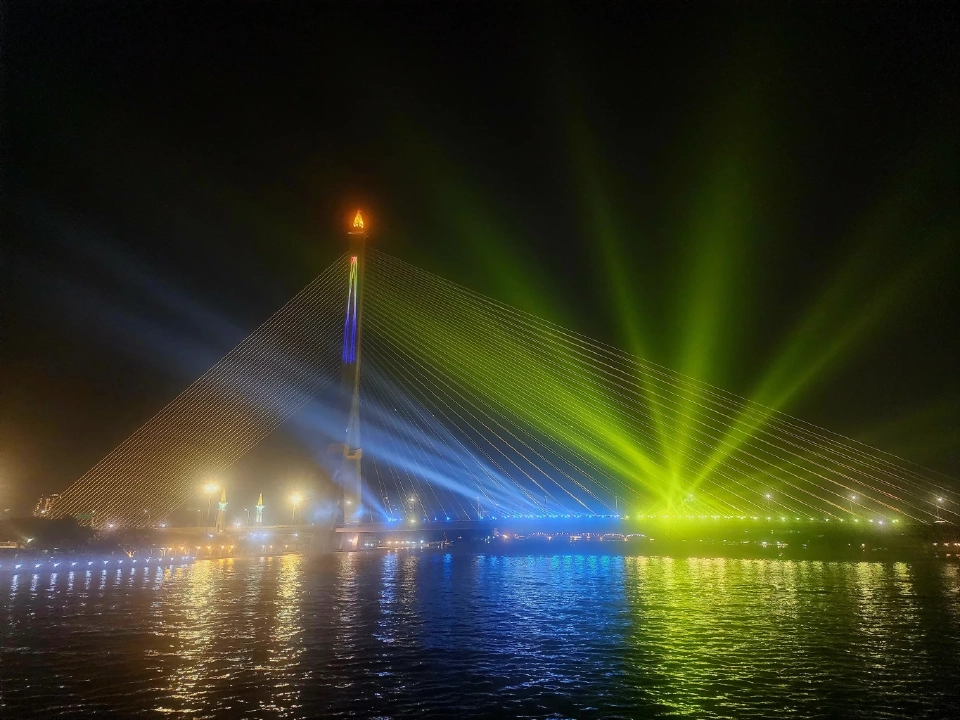 เริ่มแล้ว! วิจิตรเจ้าพระยา 2568 เปิด 15 จุดแสดงแสงสีเสียง โดรนนับพันลำ  9 พ.ย.-23 ธ.ค.นี้