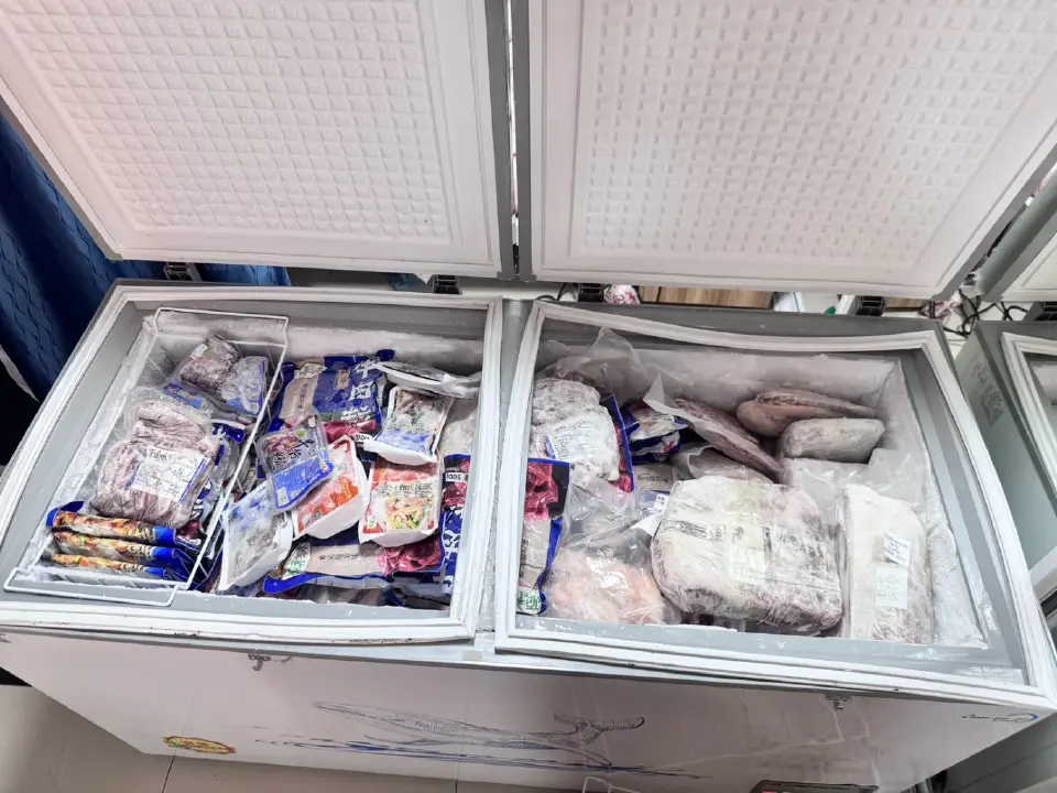 “ฉก.พญานาคราช” ทลายโกดังเนื้อเถื่อน กลางกรุงล็อตใหญ่ 600 ก.ก. มูลค่ากว่า 1 ล้าน