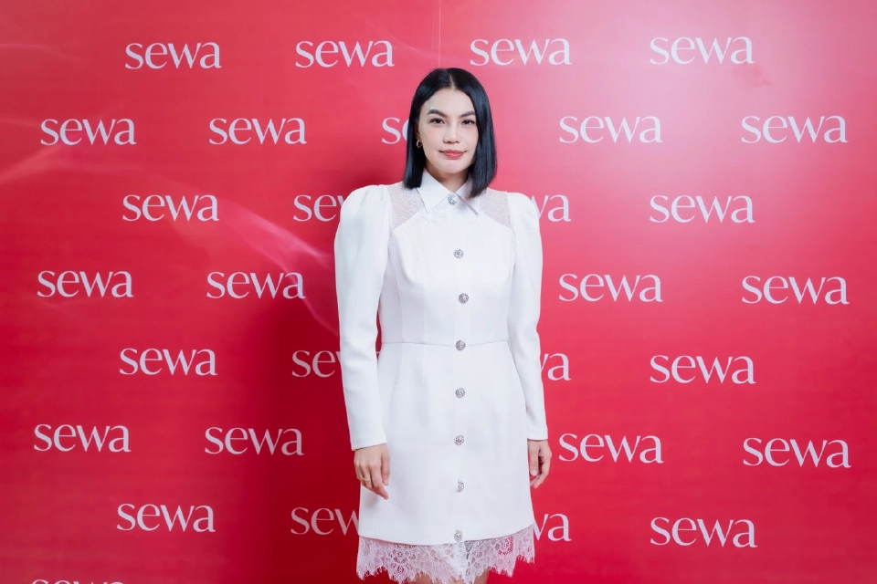 นางสาวเบญจกิติ เมฆแสน 