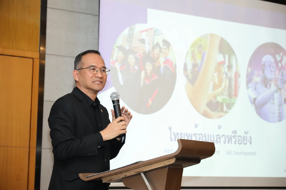 นายกาจฐิติ วิวัธวานนท์ กงสุลใหญ่ ณ นครกว่างโจว 