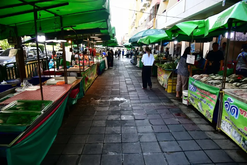 ลุยจัดระเบียบผู้ค้าหน้าตลาดบางแค  ทบทวนปรับผังใหม่ทั้งโซน