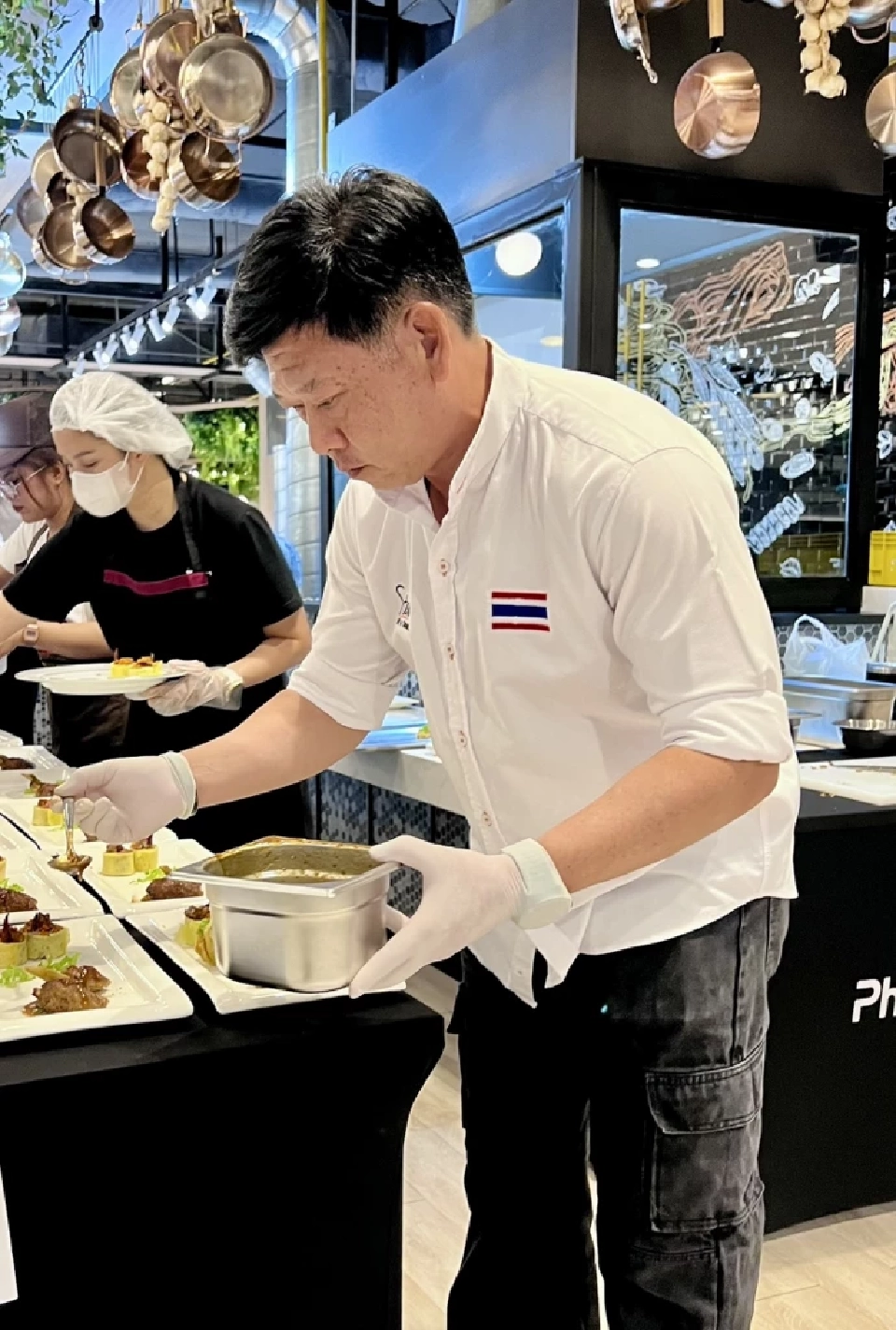 สรเทพ โรจน์พจนารัช