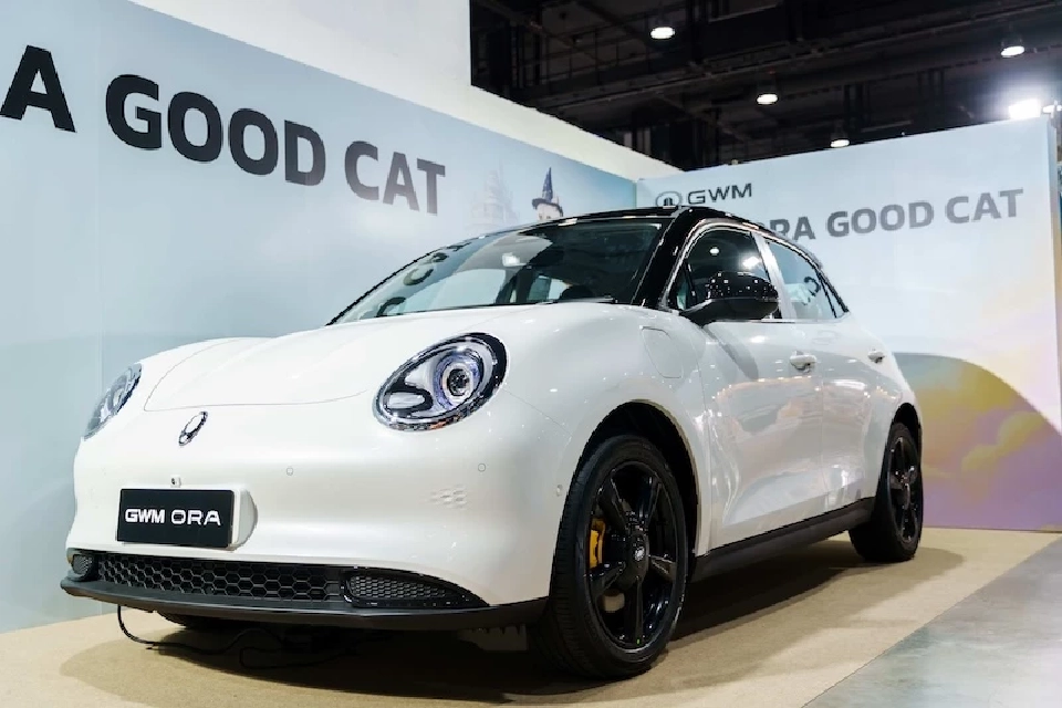 EV จีน ยอมขาดทุน BYD MG ลดหลักแสนบาท โตโยต้า ชี้คนรอซื้อ 2 เดือนท้าย