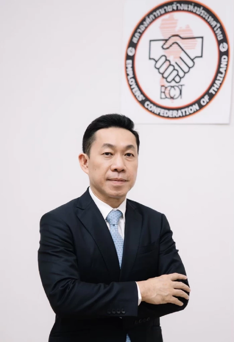 นายเอกสิทธิ์ คุณานันทกุล ประธานสภาองค์การนายจ้างแห่งประเทศไทย (ECOT)