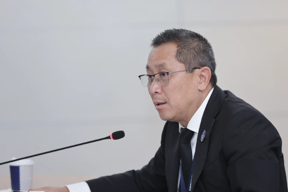 หม่อมหลวงปีกทอง ทองใหญ่ ประธานเจ้าหน้าที่บริหาร บริษัท ปตท. น้ำมันและการค้าปลีก จำกัด (มหาชน) หรือ OR