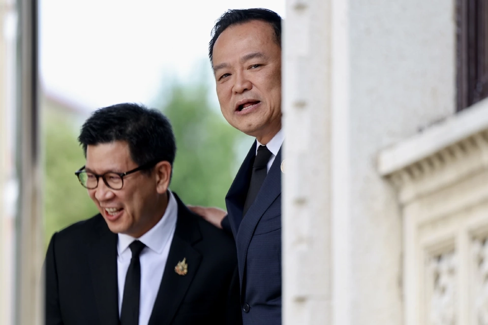 'อนุทิน' จีบ 'เอกนิติ' นั่งแคนดิเดตนายกฯ ภูมิใจไทย คนที่ 2