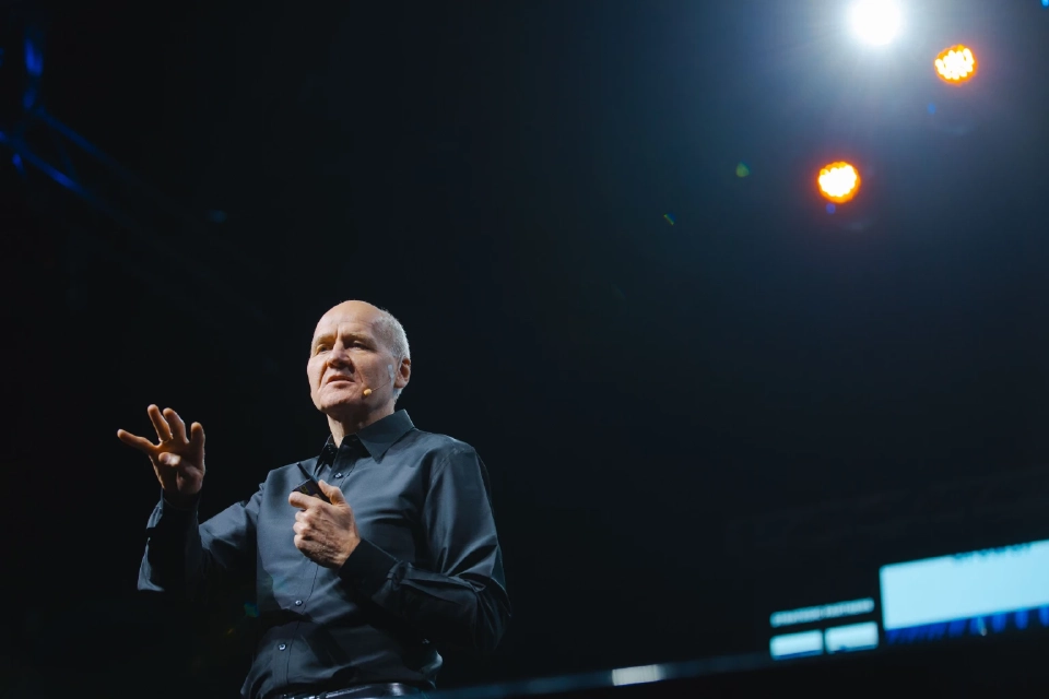 เปิดสูตร 3Ps เส้นทางสู่ผู้นำ AI อาเซียน ผ่านมุมมองกรุ๊ปซีอีโอ”ทรู”