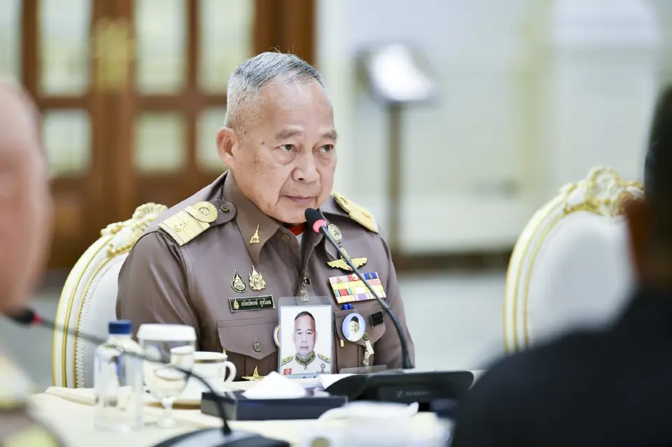 ‘ราชเลขานุการในพระองค์’ ร่วมประชุมกับรัฐบาล ระดมสรรพกำลังช่วยน้ำท่วมภาคใต้