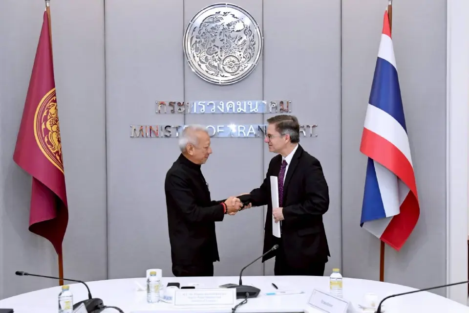 ปลดล็อกถนนสายใต้ ‘พิพัฒน์’ ถก World Bank เคาะแหล่งเงินกู้ ‘สะพานทะเลสาบสงขลา-เกาะลันตา’