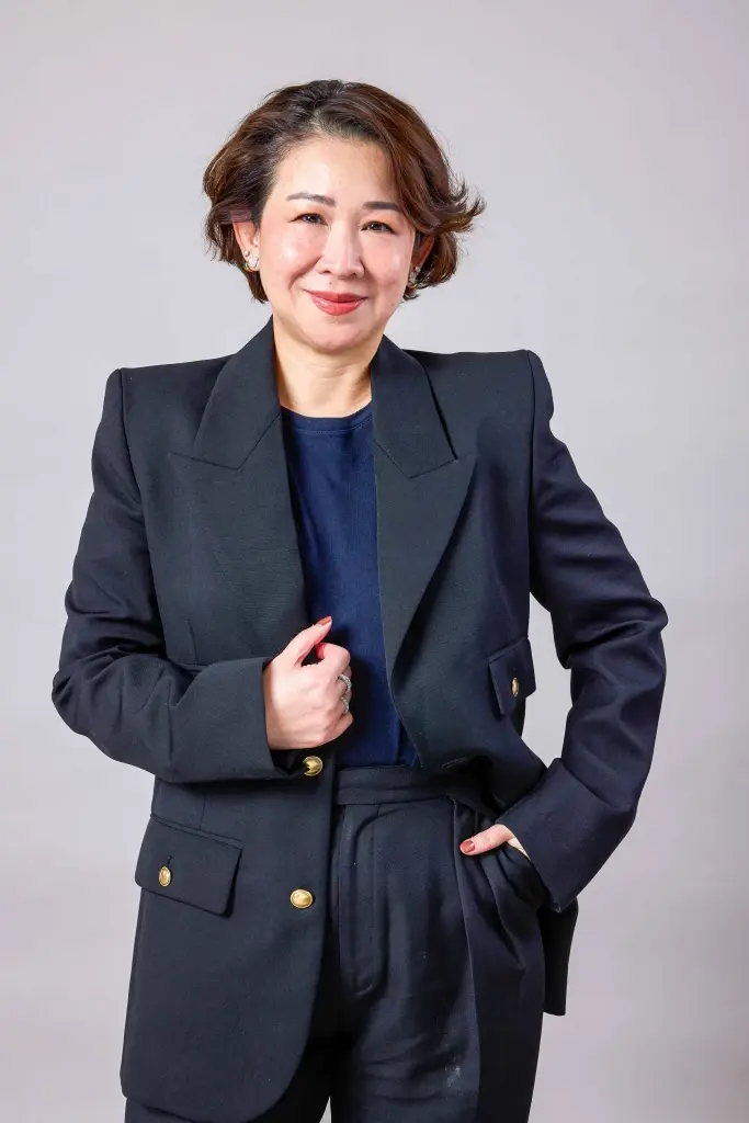 อรธิรา ภาคสุวรรณ์ กรรมการผู้จัดการอาวุโส เอ็ม ดิสทริค