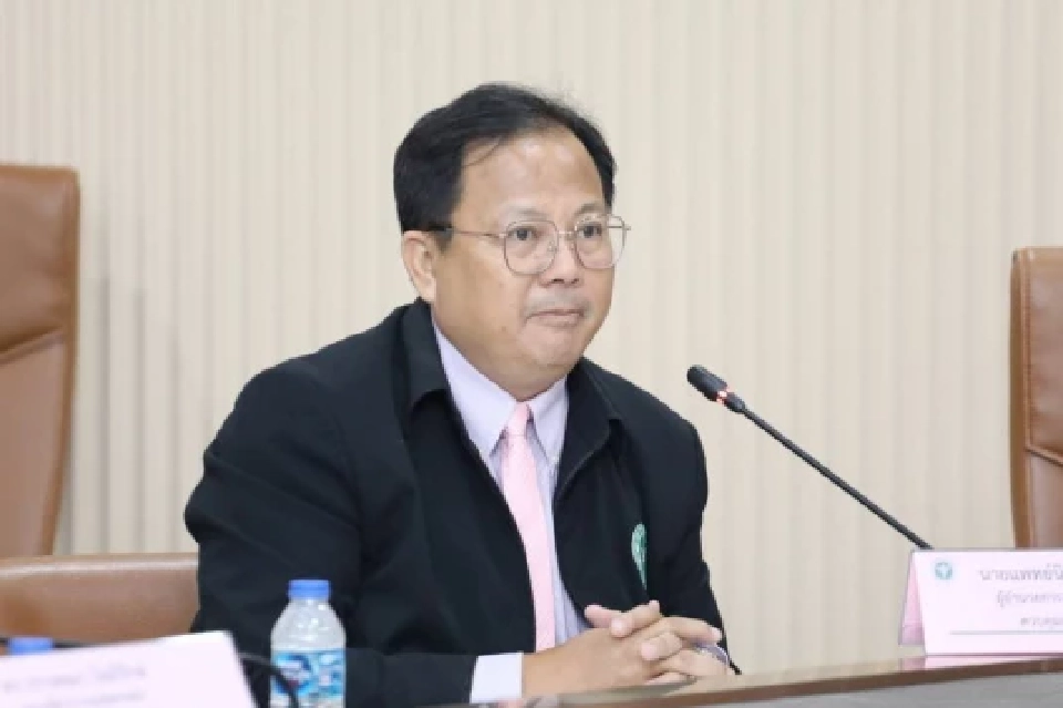 นพ.นิพนธ์ ชินานนท์เวช ผู้อำนวยการสํานักงานคณะกรรมการควบคุมเครื่องดื่มแอลกอฮอล์ กรมควบคุมโรค