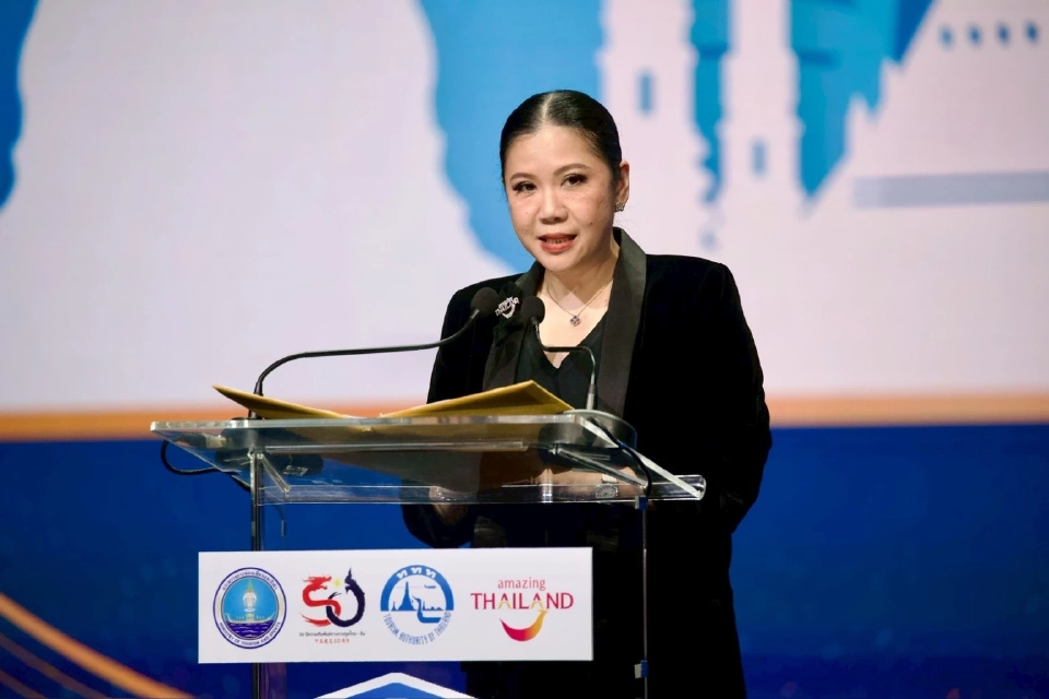 หยาง เสี่ยวหลง