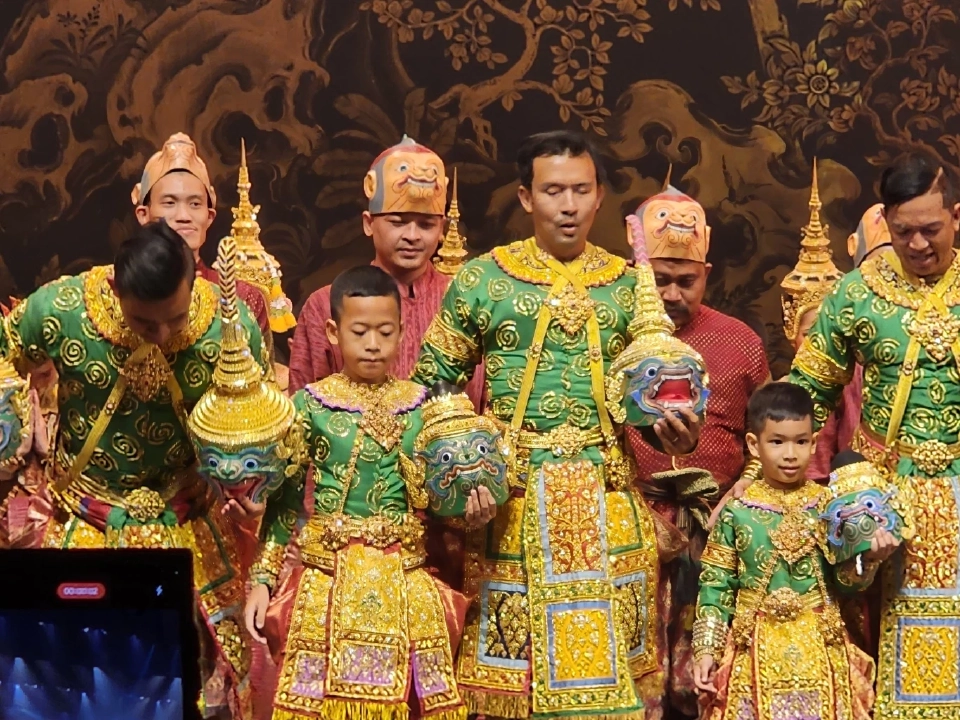 อลังการ ‘โขนสัตยาพาลี’ ธำรงนาฏศิลป์ สืบสานพระราชปณิธาน สมเด็จพระพันปีหลวง