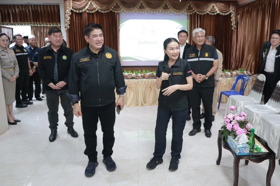 ฟังเสียงครูชายแดนใต้ “ธรรมนัส-นฤมล” ลงพื้นที่ปัตตานี