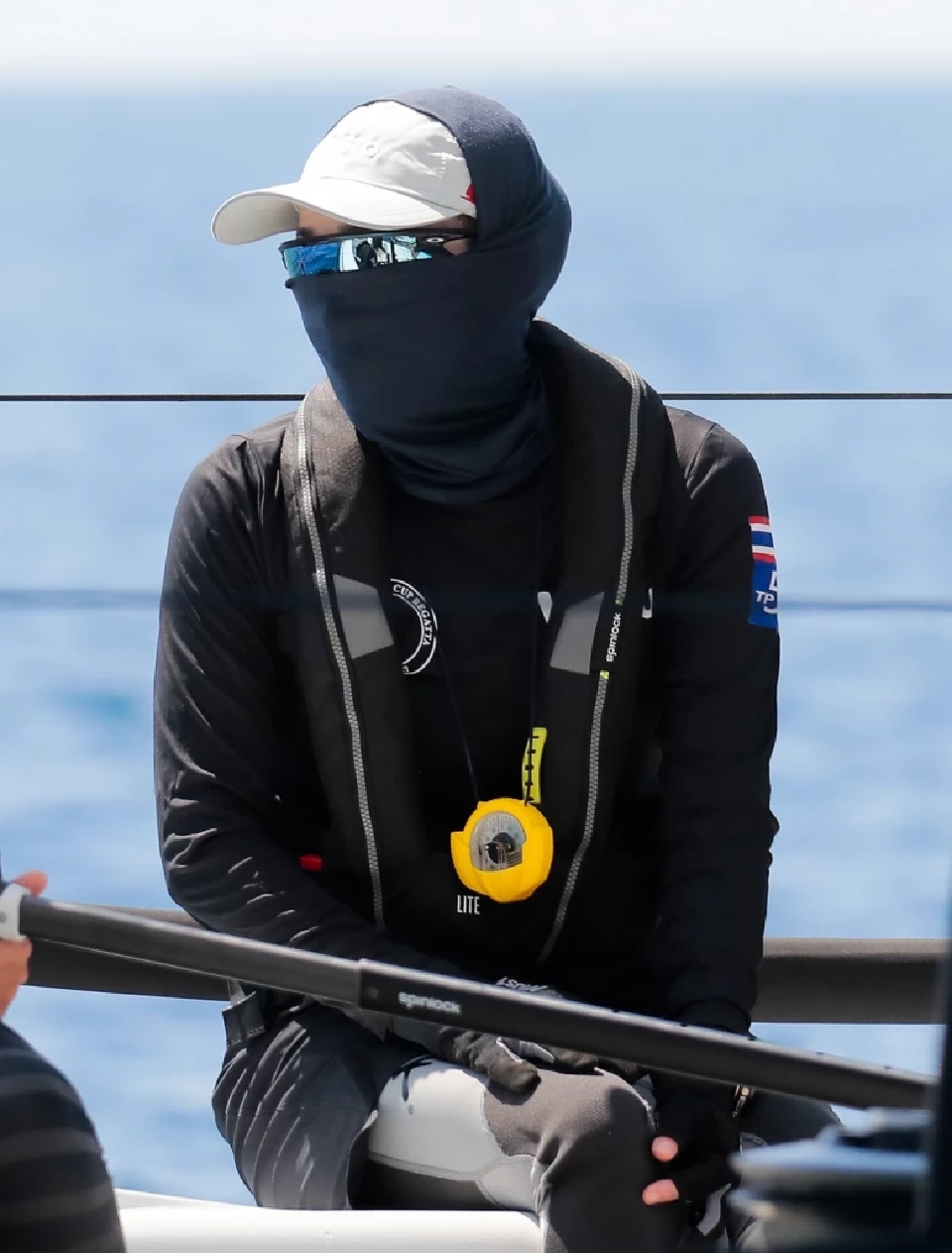 พระราชินี ทรงร่วมแข่งขันเรือใบนานาชาติ 