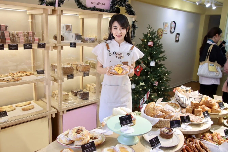 สายหวานคุมน้ำตาล ขนมปังคลีน MONNAIE Soft Baked เปิดแล้ว ใกล้ BTS เสนานิคม