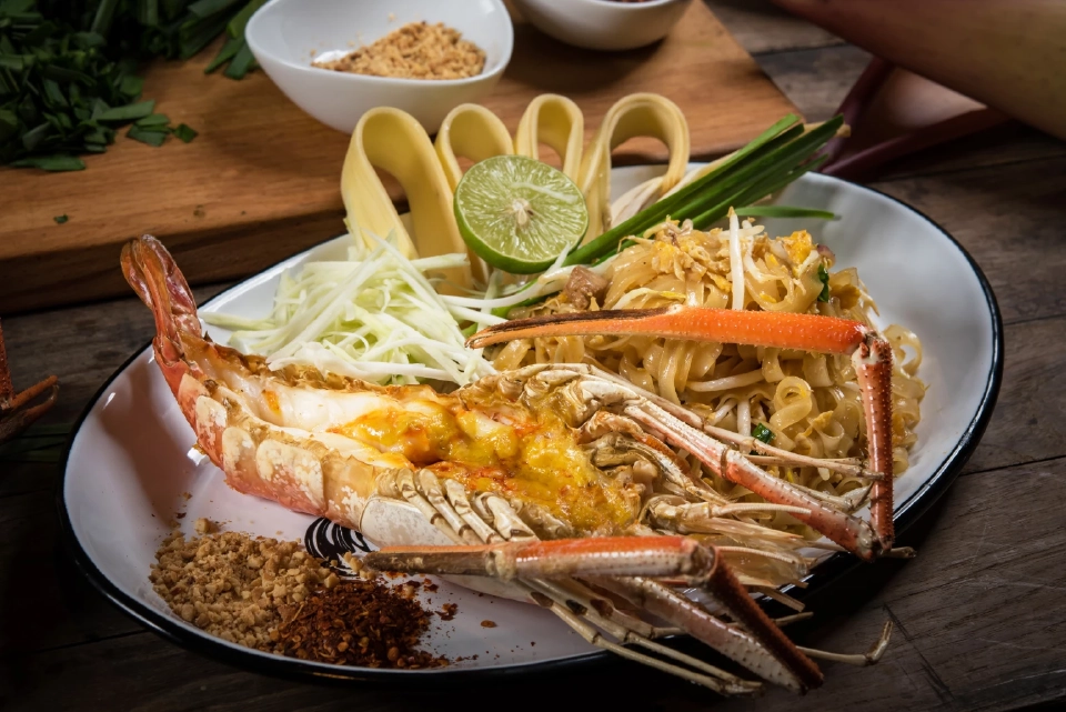 เคาท์ดาวน์ 2026 ไอคอนสยาม จองด่วนร้านดังริมน้ำ ชมพลุรักษ์โลกสุดอลังการ