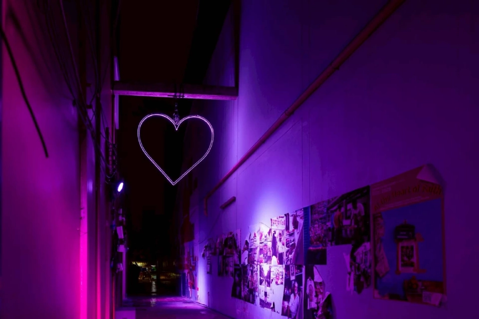 เทศกาลแสงไฟ Awakening Bangkok 2025 ส่องรักกลาง  4 โซนพระนคร