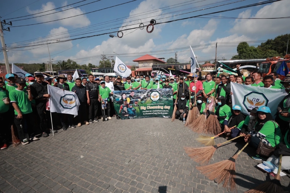 “รมว.นฤมล” นำผู้บริการกระทรวงศึกษาฯ ลุยสำรวจโรงเรียน หาดใหญ่