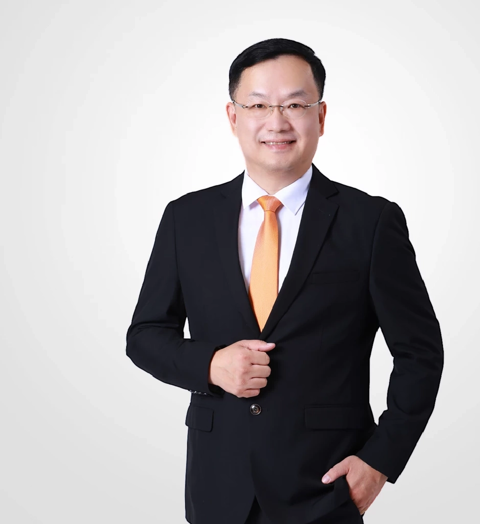 ธวัชชัย สำราญวานิช กรรมการผู้จัดการใหญ่ บริษัท ผลิตไฟฟ้า จำกัด (มหาชน) หรือ EGCO Group 