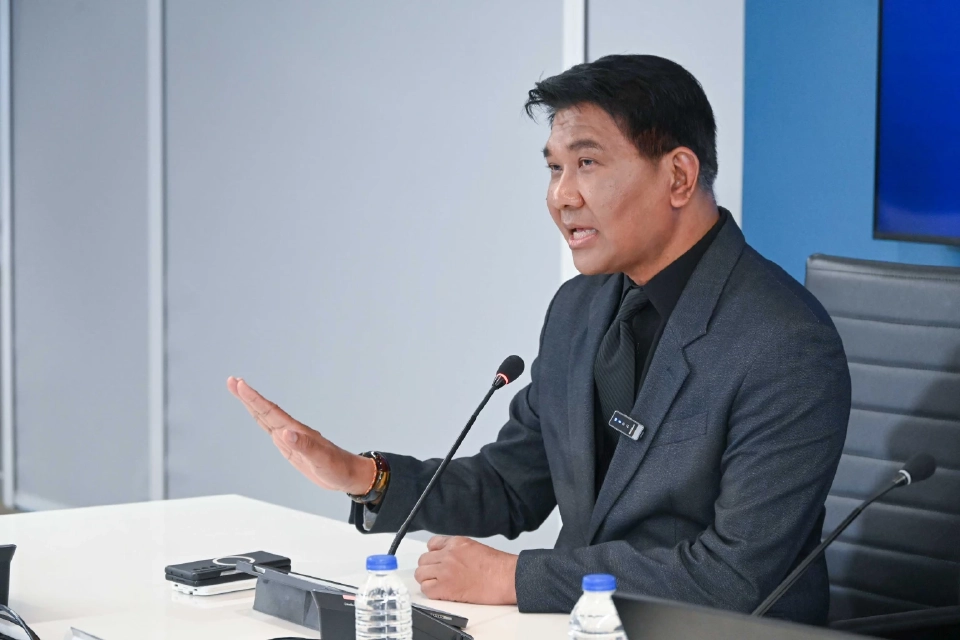 ม.หอการค้า เปิดโผธุรกิจดาวรุ่ง–ดาวร่วง ปี 69 เช็กก่อนลงทุน