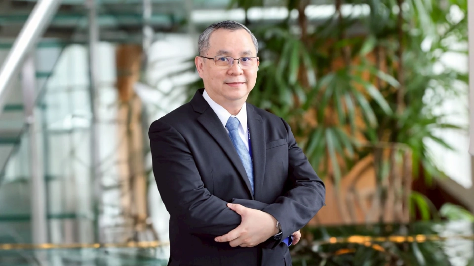 นายไชยฤทธิ์ อนุชิตวรวงศ์ รองผู้จัดการใหญ่ ธนาคารกรุงเทพ จำกัด (มหาชน)