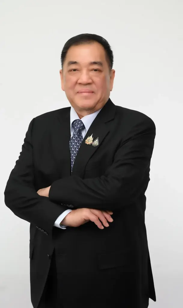 ดร.พจน์ อร่ามวัฒนานนท์ ประธานกรรมการหอการค้าไทย และสภาหอการค้าแห่งประเทศไทย