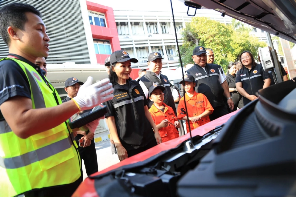 ปีใหม่อุ่นใจ “นฤมล”ระดมอาชีวะ-อาสา ตั้ง 150 จุดทั่วไทย ตรวจเช็ครถ