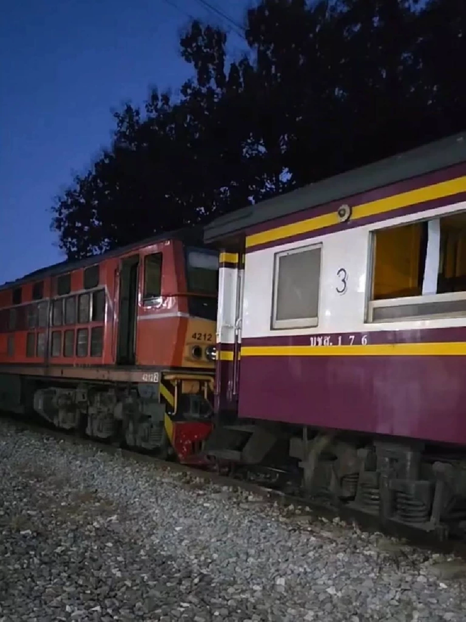 การรถไฟฯแจงแล้ว ปม ผู้โดยสารบาดเจ็บกว่า 33 คน ขณะสับเปลี่ยนรถจักรที่สถานีวังเย็น