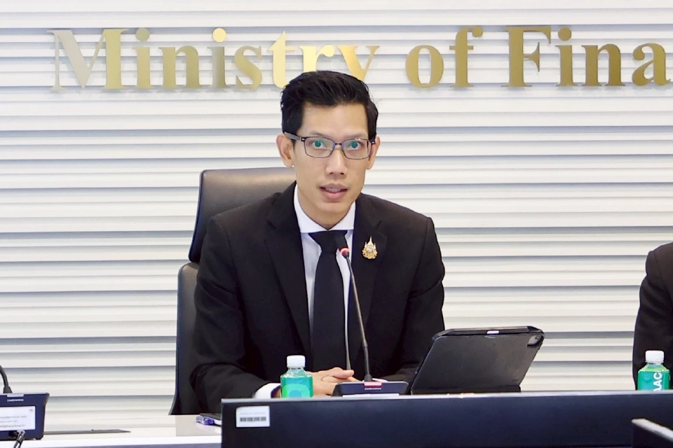 นายเบญจรงค์ สุวรรณคีรี ผู้ช่วยรัฐมนตรีประจำกระทรวงการคลัง