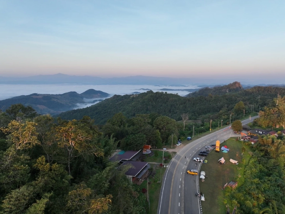 พื้นที่กางเต็นท์