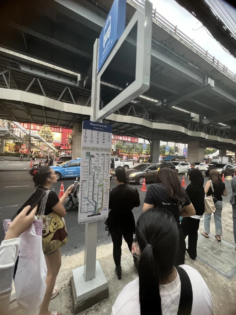 'กทม.' ลุยติดตั้ง 500 จุดทั่วกรุง ดัน 'ป้ายรถเมล์ดิจิทัล'