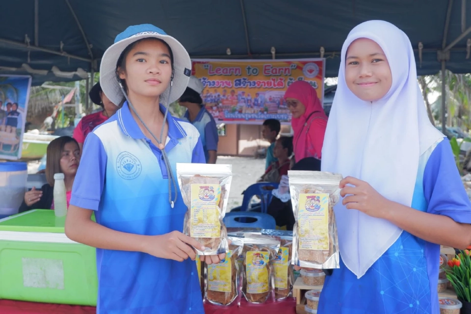 “ข้าวตังปลาหย็อง YOUNG ตัง” ไอเดียจากเด็กหัวไทร จากปลาตัวป่วนสู่ของอร่อย