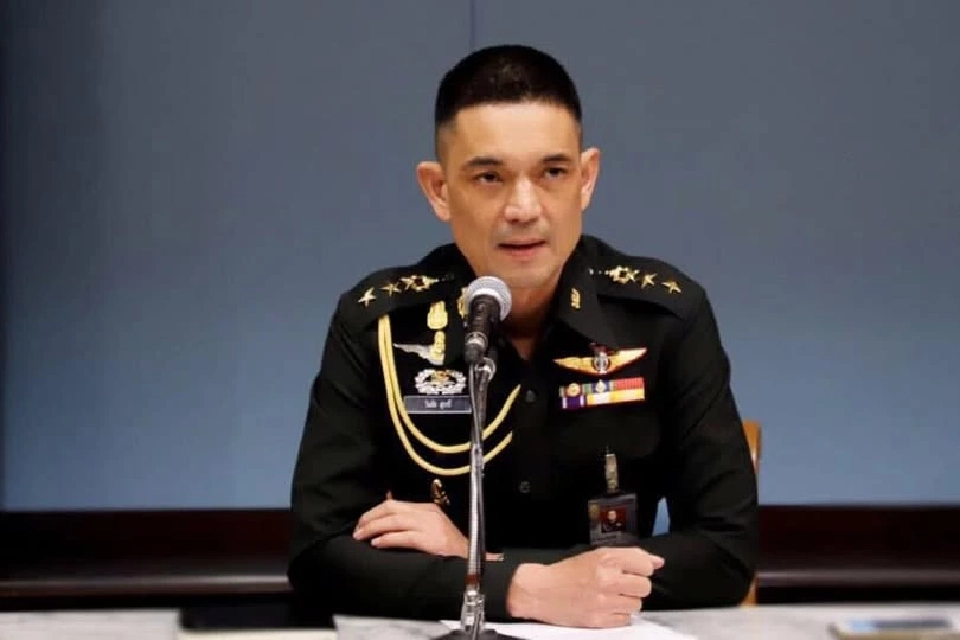 พล.ต.วินธัย สุวารี โฆษกกองทัพบก