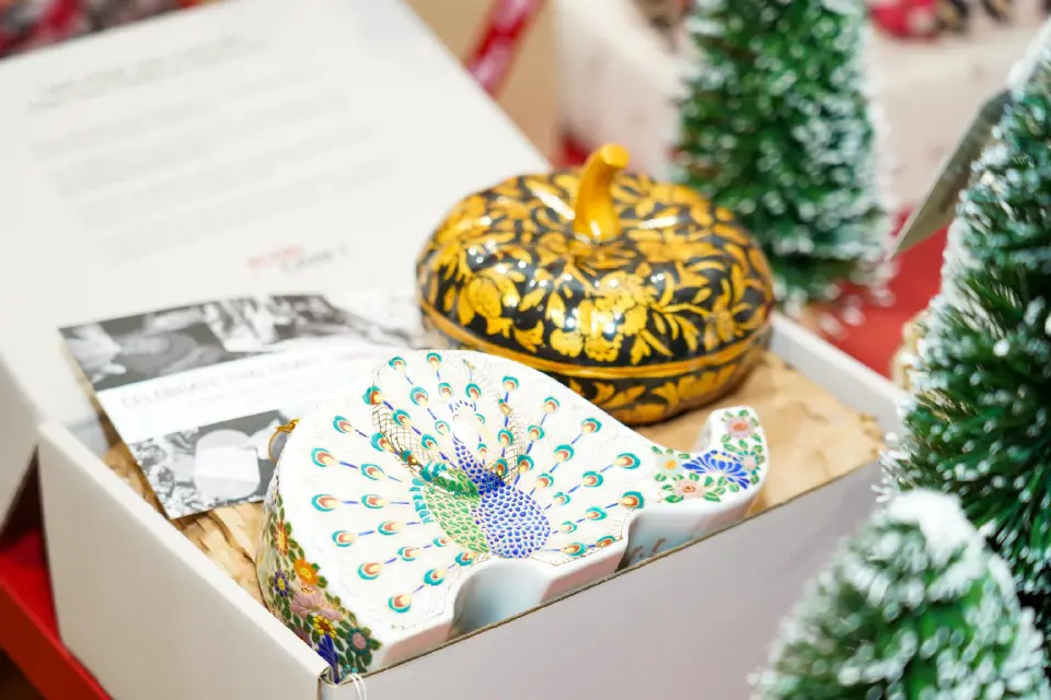 ไอคอนคราฟต์ ชวนส่งสุขด้วยของขวัญภูมิปัญญาไทย 4 เซ็ตสุดล้ำค่าเพื่อคนที่รัก