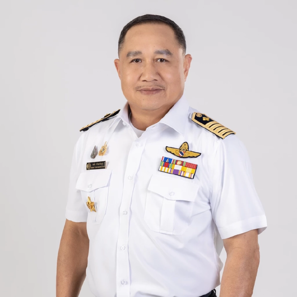 พลอากาศเอก มนัท ชวนะประยูร