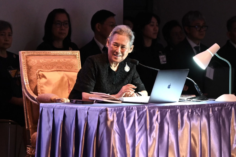 กรมสมเด็จพระเทพรัตนราชสุดา ฯ ทรงเปิดนิทรรศการภาพถ่ายฝีพระหัตถ์ “ริมมรคา: Along the Path”