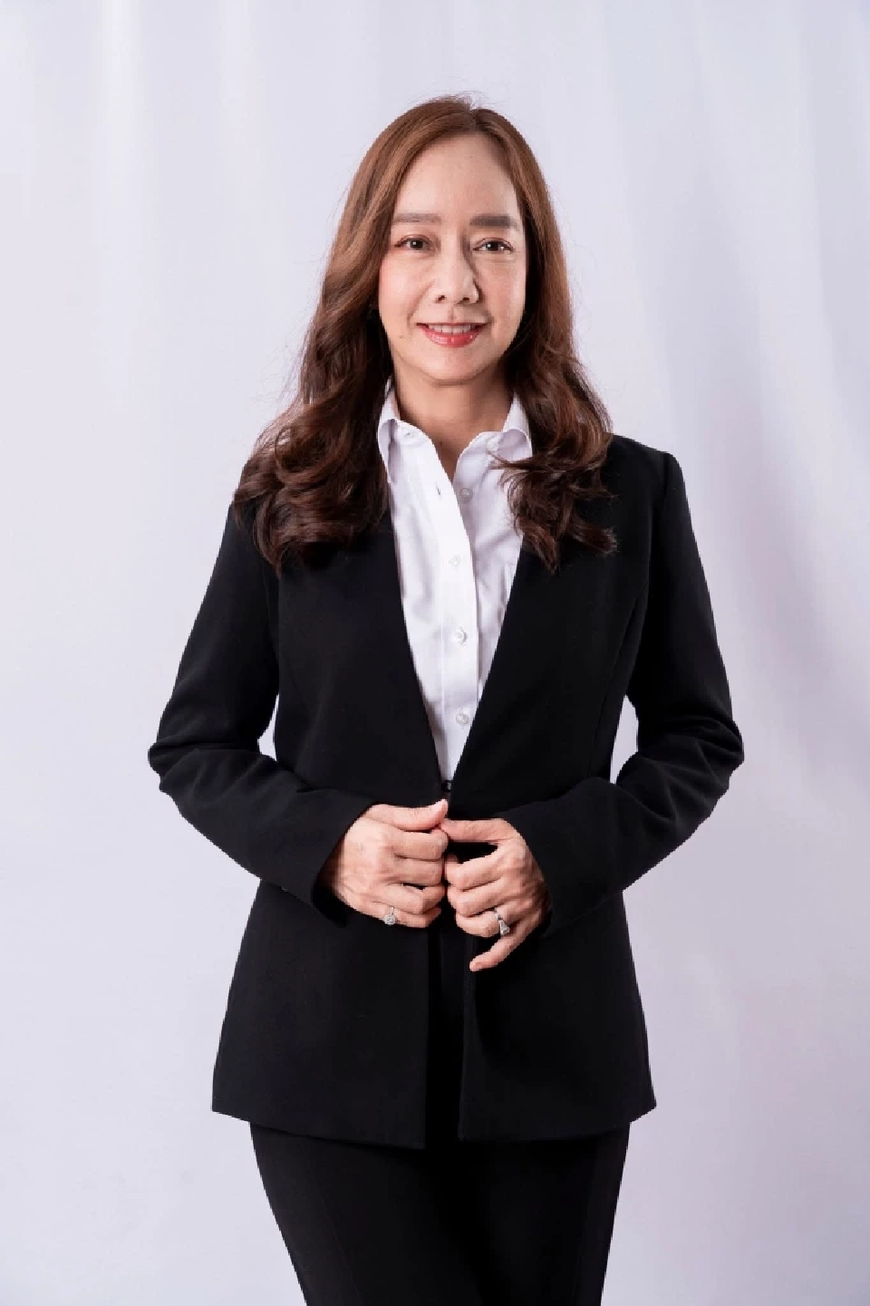 นางจินดารัตน์ วิริยะทวีกุล ผู้อำนวยการสำนักงานบริหารหนี้สาธารณะ