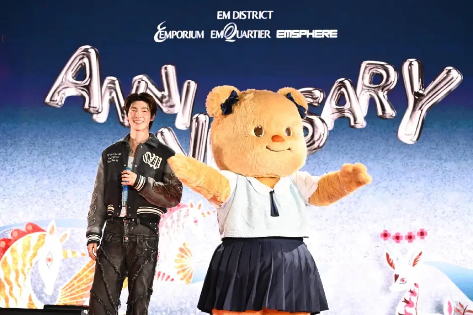 EM DISTRICT ดึง 'ซี-นุนิว-บลู พงศ์ทิวัตถ์' ฉลองใหญ่ พร้อมโปรฯกว่า 30 ล้าน