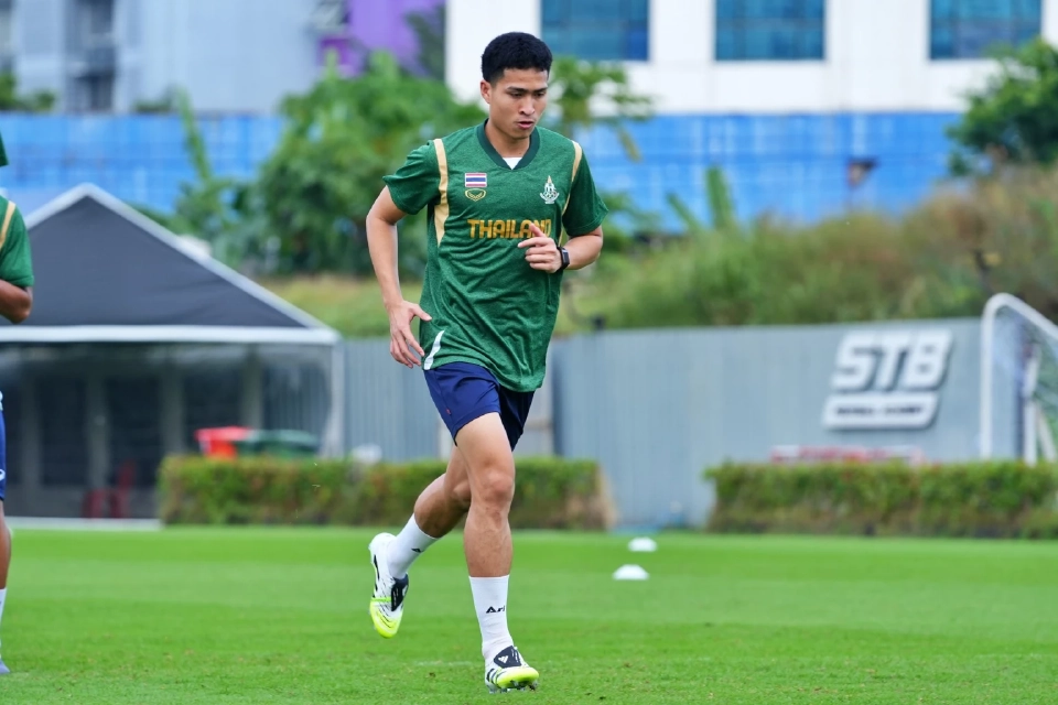 เสกสรรค์ ราตรี กัปตันทีมชาติไทย 