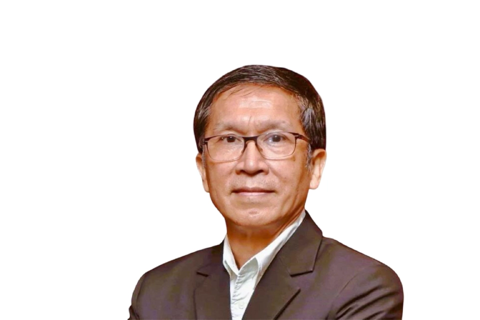 นายรังสิต เฮียงราช