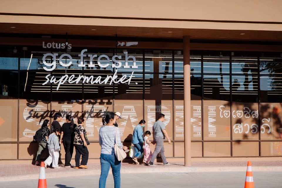 เปิดแล้ว ‘Lotus’s Oasis Saraphi’ คอมมูนิตี้มอลล์ ปักหมุดสารภี เชียงใหม่