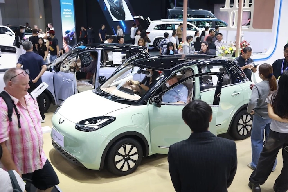 ครึ่งทางมอเตอร์ เอ็กซ์โป 2025 จองรถยนต์ 28,254 คัน TOYOTA ทิ้งห่าง BYD เบียด HONDA