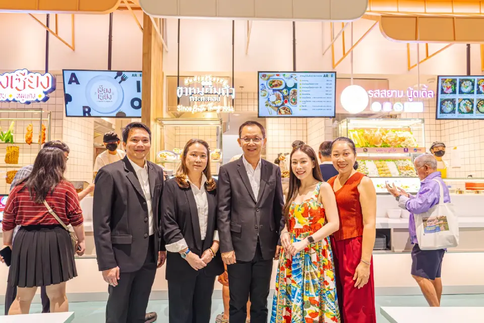 ​อร่อยฮับ 37 ร้านดัง มิชลินเพียบ! ฟู้ดคอร์ทใหม่ Future Park มี Playground