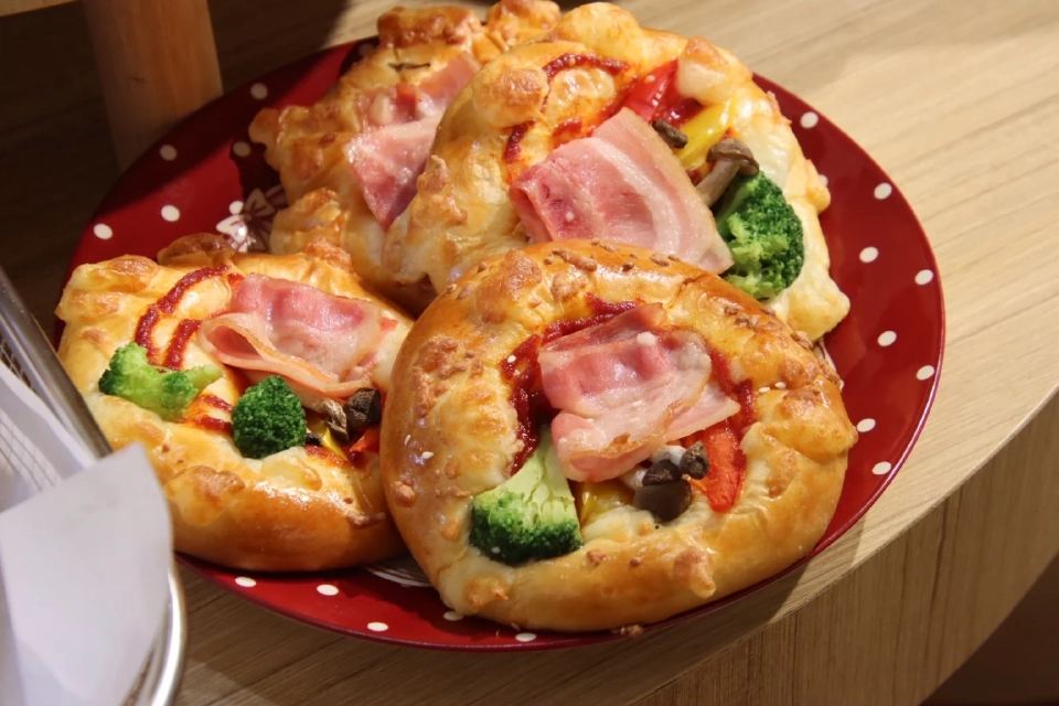 สายหวานคุมน้ำตาล ขนมปังคลีน MONNAIE Soft Baked เปิดแล้ว ใกล้ BTS เสนานิคม