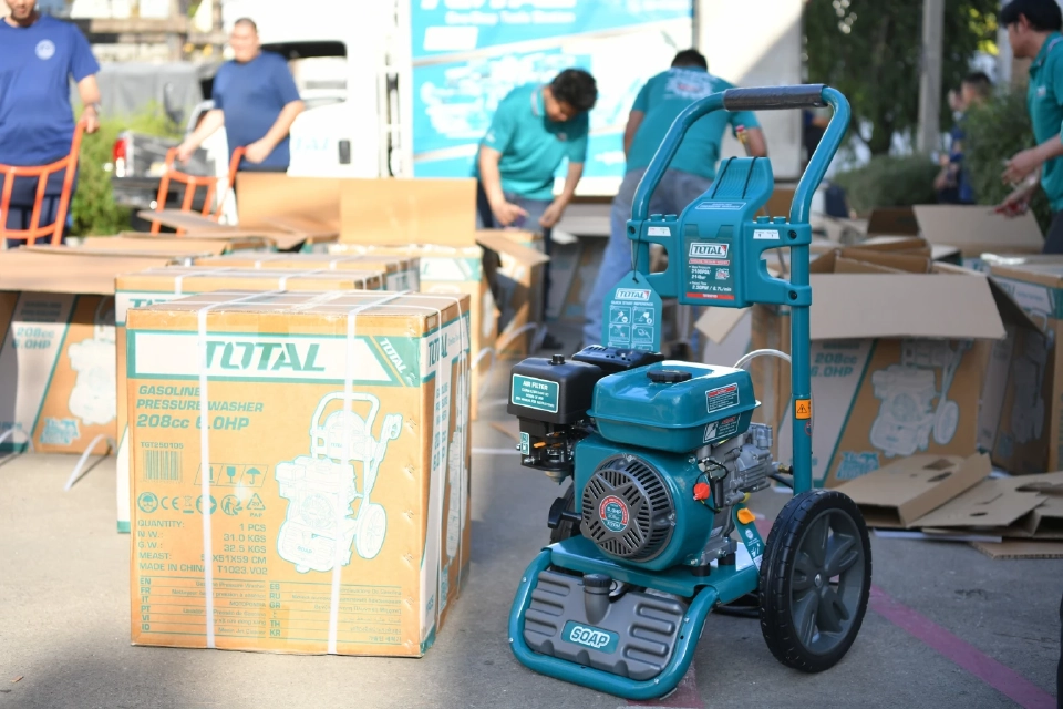 ปตท.สผ. ระดมทีม–อุปกรณ์ช่วยชีวิต ลุยบรรเทาอุทกภัยสงขลาอย่างต่อเนื่อง