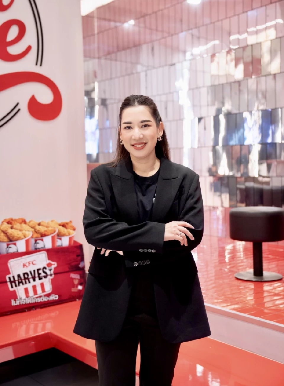 นางสาวภัทรา ภัทรสุวรรณ หัวหน้าฝ่ายบริหารแบรนด์ เคเอฟซี ประเทศไทย