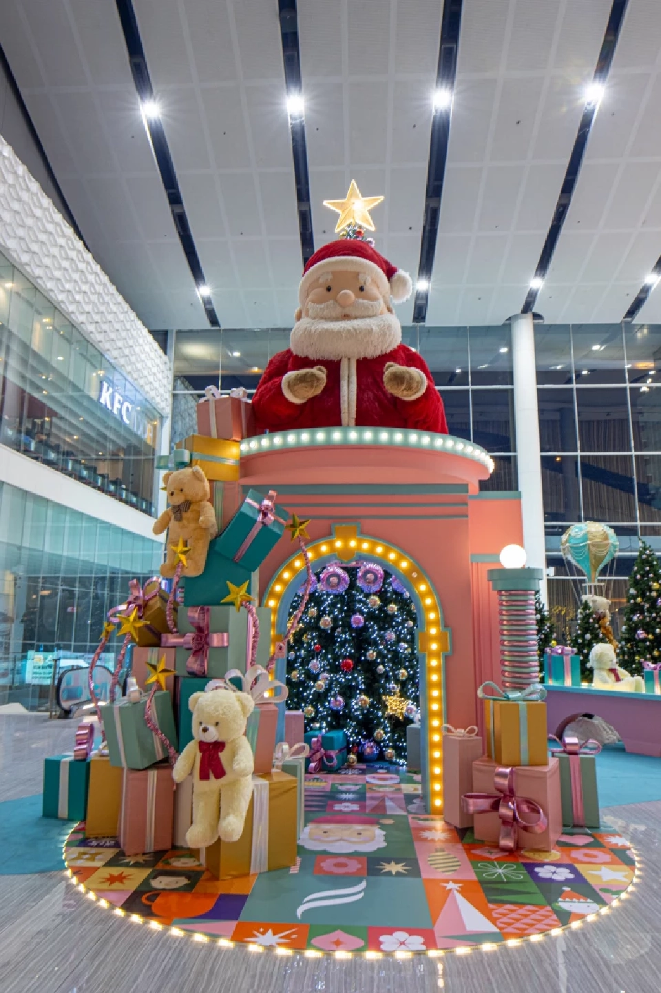 FUTURE PARK & ZPELL เนรมิต 'โรงงานผลิตความสุข' ถ่ายรูป - ลุ้นรถ -ดูหนังกลางแปลงฟรี