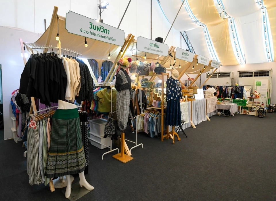 วันแรกคึกคัก ‘ไทยเบฟ’ ร่วมออกบูทงานกาชาด 2568 สานต่อพระราชปณิธานสมเด็จพระพันปีหลวง