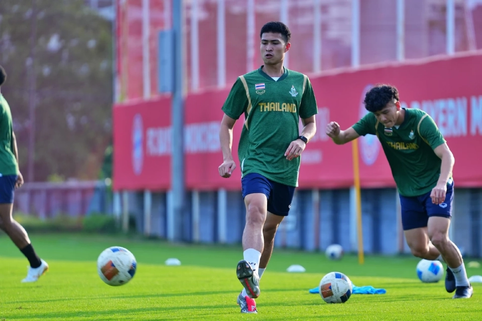 เสกสรรค์ ราตรี กองกลางทีมชาติไทย